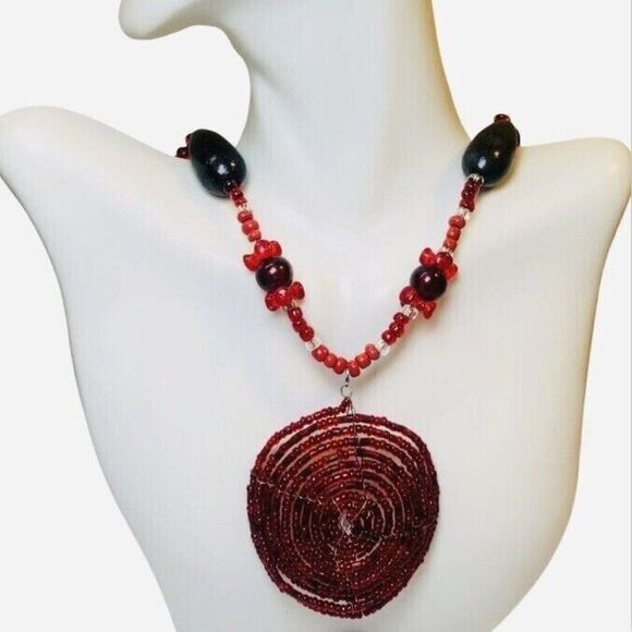 Vintage Hippie Bohemian Red Beaded Pendant Statement Necklace 24”Wood Artesian - Picture 15 of 16